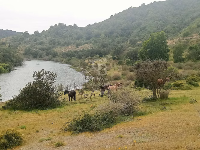 Parcela en Condominio con Laguna Las Dichas
