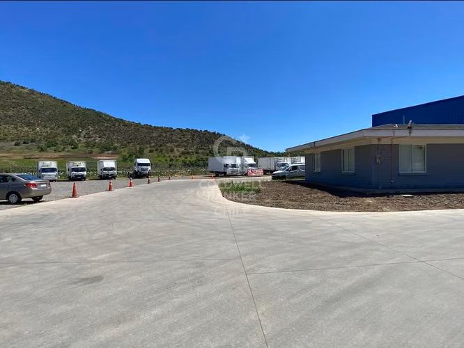 Bodega 1.200m2 San Bernardo sector Lo Herrera