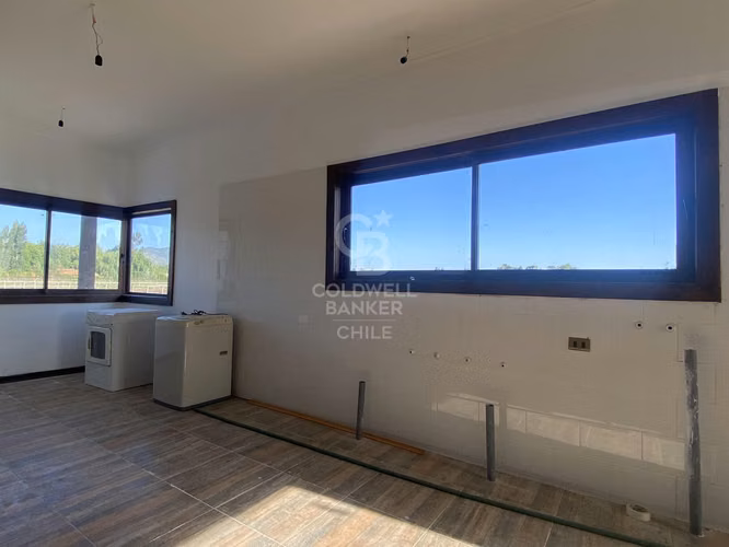 Parcela con gran casa en Colchagua