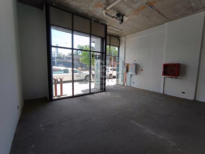 Local Comercial de 64m2 a pasos del Metro Quinta Normal