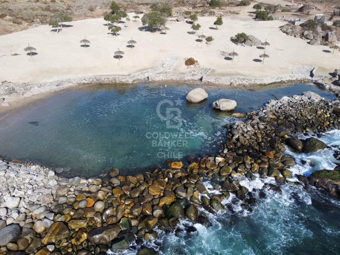 Parcelas de 5000m2 con vista al mar en Exclusivo Condominio