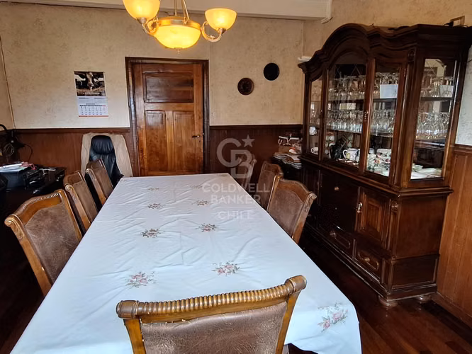 Casona Alemana en Parcela: Estilo y Comodidad en Osorno