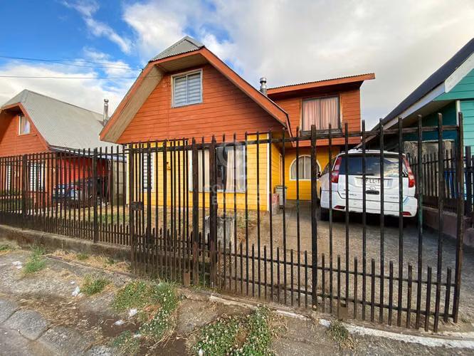 Casa en venta en villa Los Clásicos.