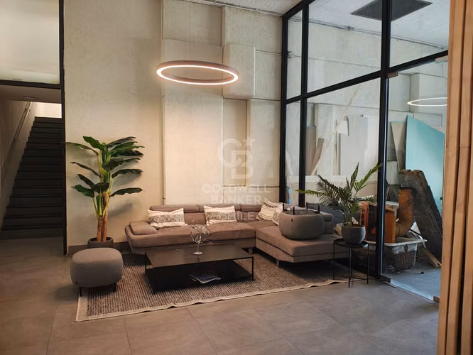 Departamento remodelado con excelente ubicación