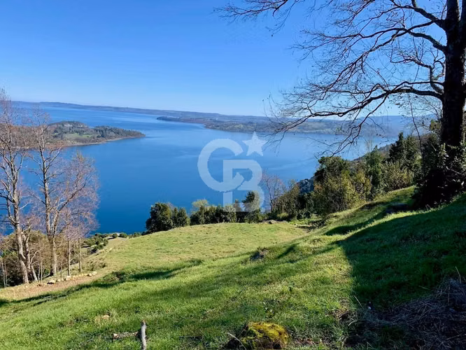 Parcela con Vista al Lago, Muelle y Lista para Construir