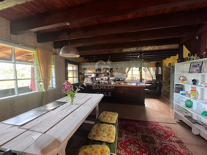 Hermosa Casa con vista al Lago Ranco.