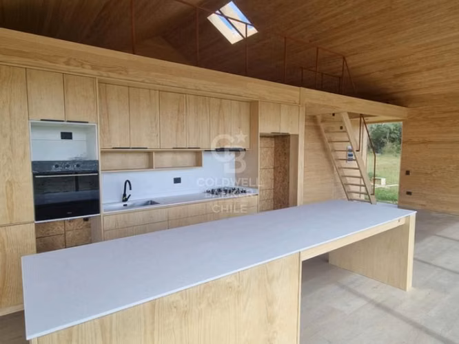 Casa en Frutillar, Entorno exclusivo parcela con playa.