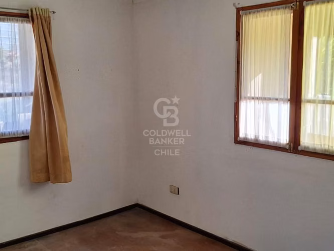 Parcela de 5000m2 con casa en Quillota
