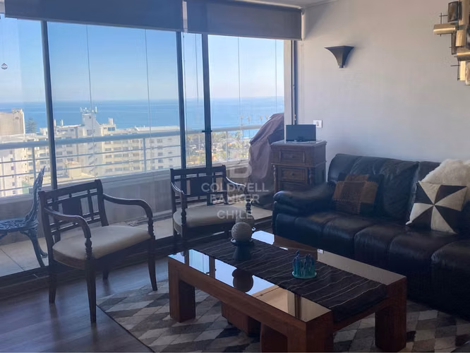 Gran Departamento con Vista Poniente, amoblado