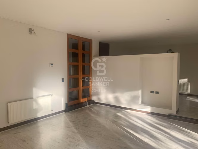 Cerca Colegio Alemán, San Anselmo | Piedra Roja