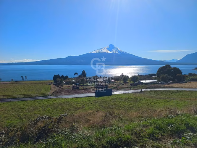 Acceso a Lago, Playa y Marina | Luz soterrada