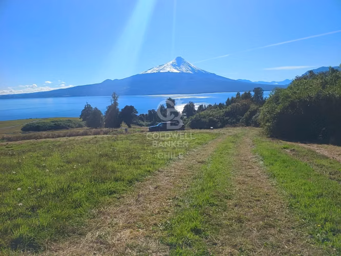 Acceso a Lago, Playa y Marina | Luz soterrada