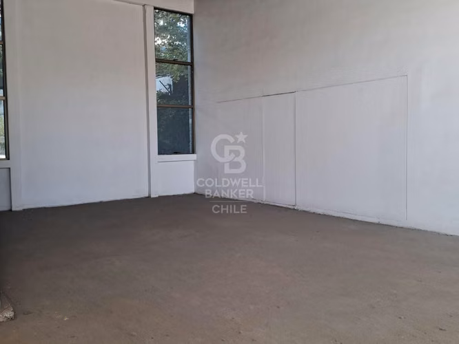Local comercial con ubicación estratégica en Vitacura