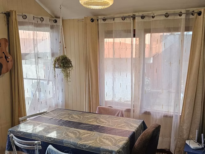Casa c/cabaña independiente en ubicación estratégica - Imagen 12