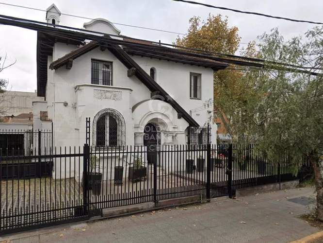 Propiedad Comercial en Barrio Italia, Providencia
