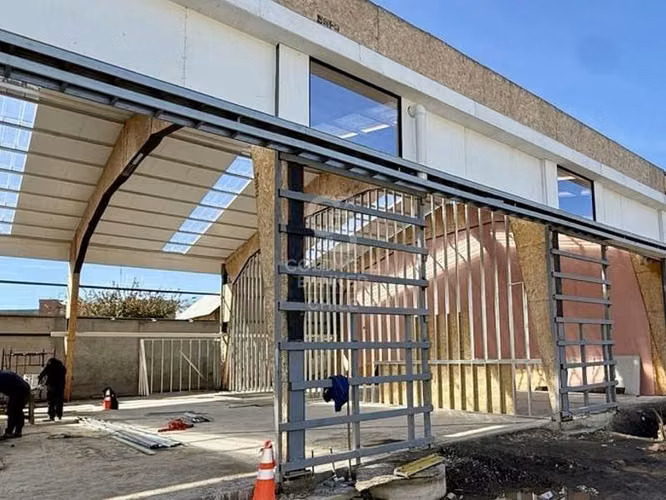 Bodegas  140 mts2 o mas,  Seguridad y Servicios