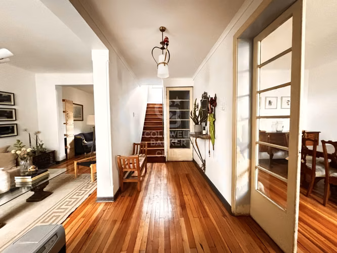 Casa Barrio Italia, Comercial o Habitacional