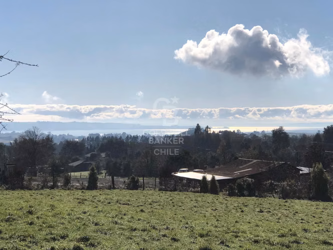 25.000 m2 con gran vista y 120 m de frente a Línea Nueva