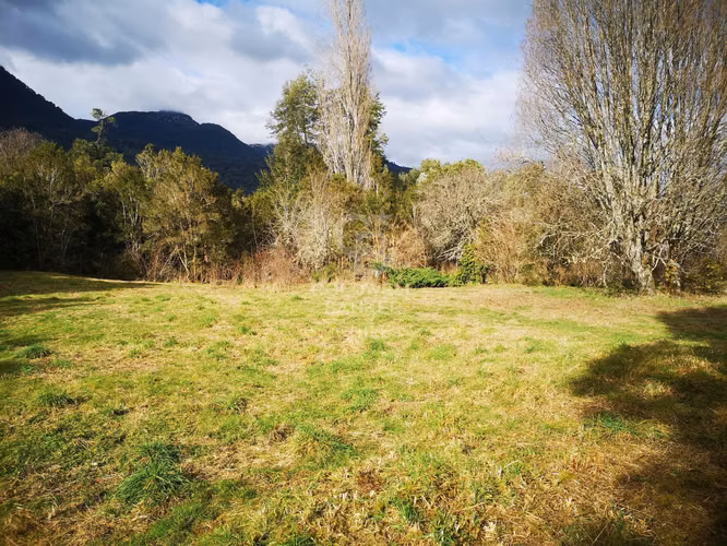 Parcela con río en Cochamó - Imagen 2