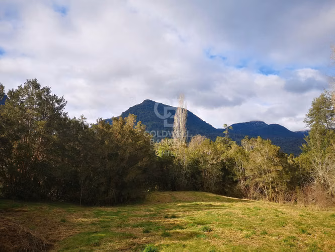 Parcela con río en Cochamó - Imagen 1
