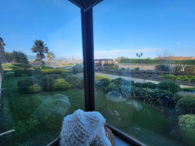 Santa Augusta: Amoblado con Piscina, Spa y Golf