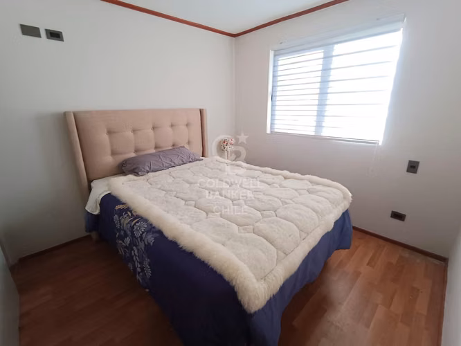 Casa y Galpón en Condominio Comercial