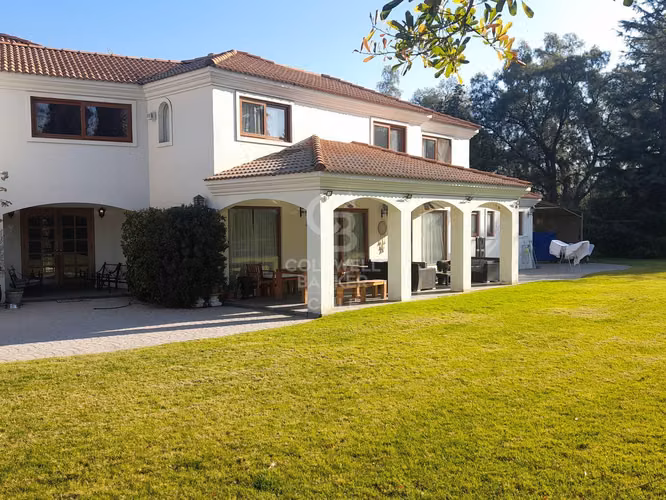 Las Brisas de Chicureo- Cercana a Club de Golf