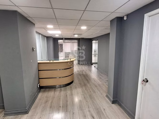 Gran oficina habilitada en barrio El Golf