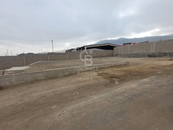 Amplio Terreno en Arriendo 12.100 m2, Sector La Chimba