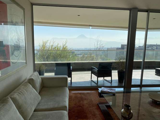 Venta duplex con gran jardín, terrazas y quincho - Imagen 3