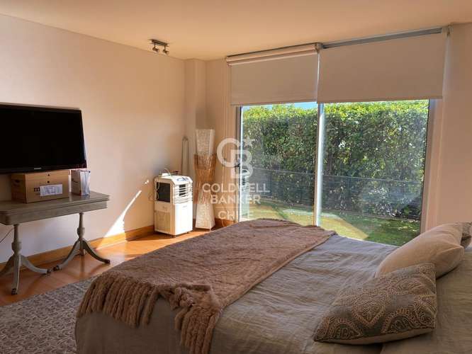 Venta duplex con gran jardín, terrazas y quincho - Imagen 16