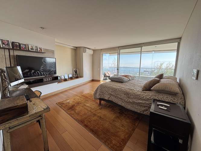 Venta duplex con gran jardín, terrazas y quincho - Imagen 8