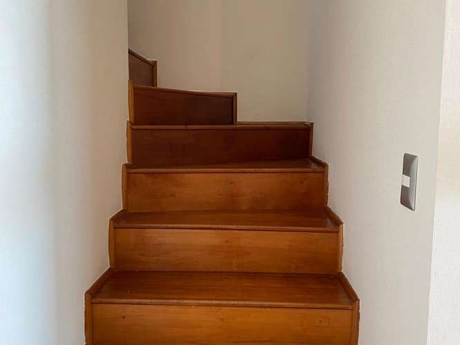 Venta duplex con gran jardín, terrazas y quincho - Imagen 13