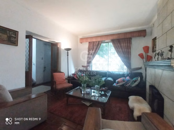 Alto Potencial en Providencia | Casa para Remodelar