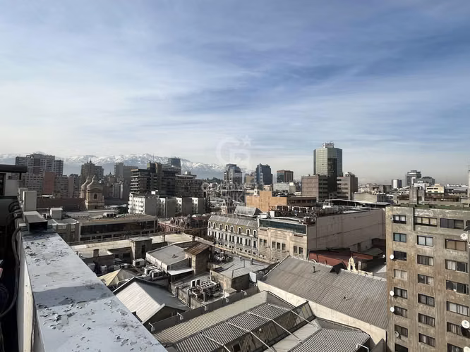 Edificio comercial en Santiago centro