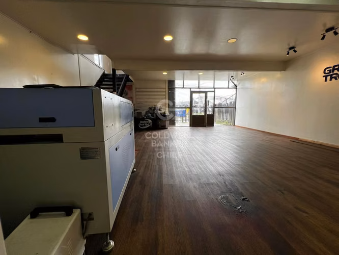 Casa y local comercial en excelente ubicación en P Montt