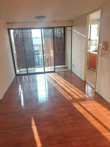 Vendo amplio departamento 3 dormitorios a pasos Metro Hospitales