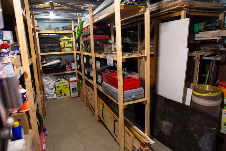 Se vende casa con uso de suelo comercial. (112741)