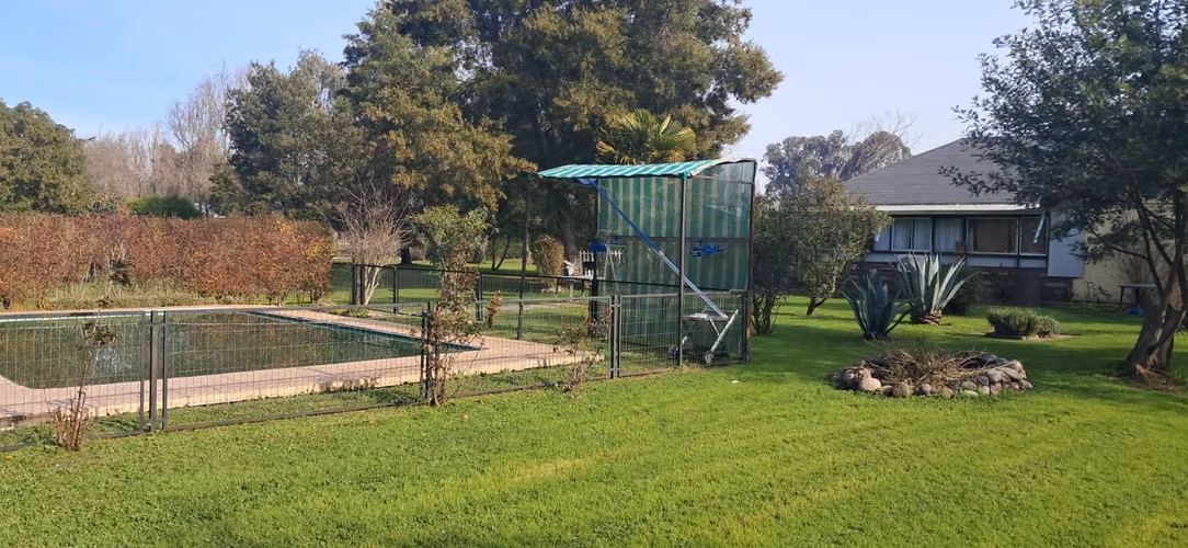 Parcela 5.000 m² con Casa y Piscina – Sector Poniente Ruta 5 Sur