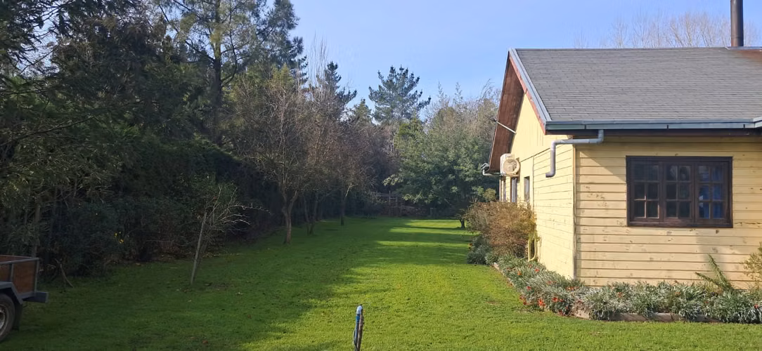 Parcela 5.000 m² con Casa y Piscina – Sector Poniente Ruta 5 Sur