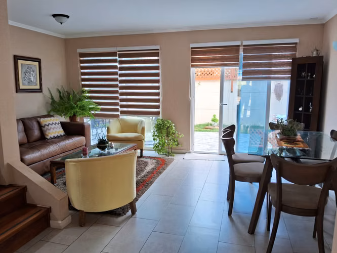 CASA EN SECTOR SAN JOAQUIN EN CONDOMINIO