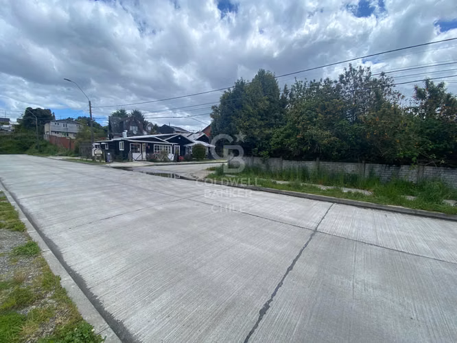 ¡A una cuadra de la costanera Puerto Varas! | Comercial