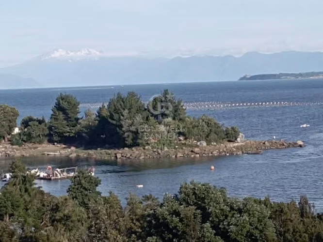 Casa Amoblada en Parcela de 15.000 m² con Río