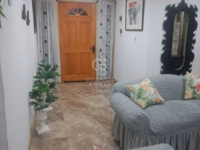 Casa Amoblada en Parcela de 15.000 m² con Río