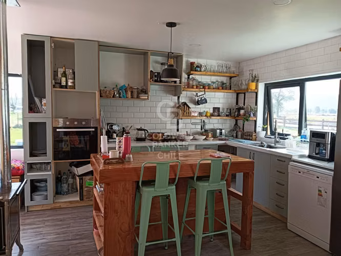 Acogedora Casa en Chamiza, a Pasos de la Carretera Austral