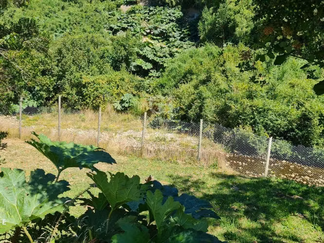 Casa Insuperable en  Parcela Chamiza  con Rio
