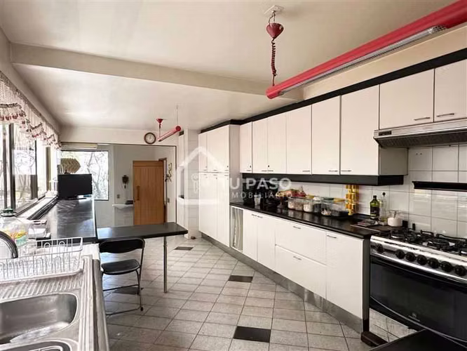 Casa en venta Vitacura/Sta.Maria de Manquehue (113064)