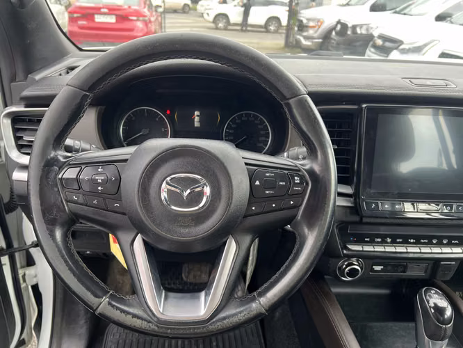 MAZDA BT50 AÑO 2022 AT 3.0 DIESEL