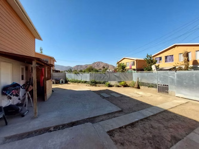 Venta casa a puertas cerradas 3D+1B+3E Lampa (113166)