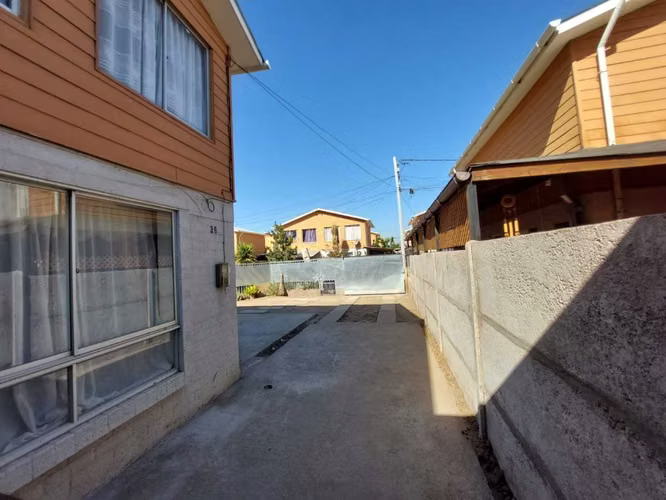 Venta casa a puertas cerradas 3D+1B+3E Lampa (113166)